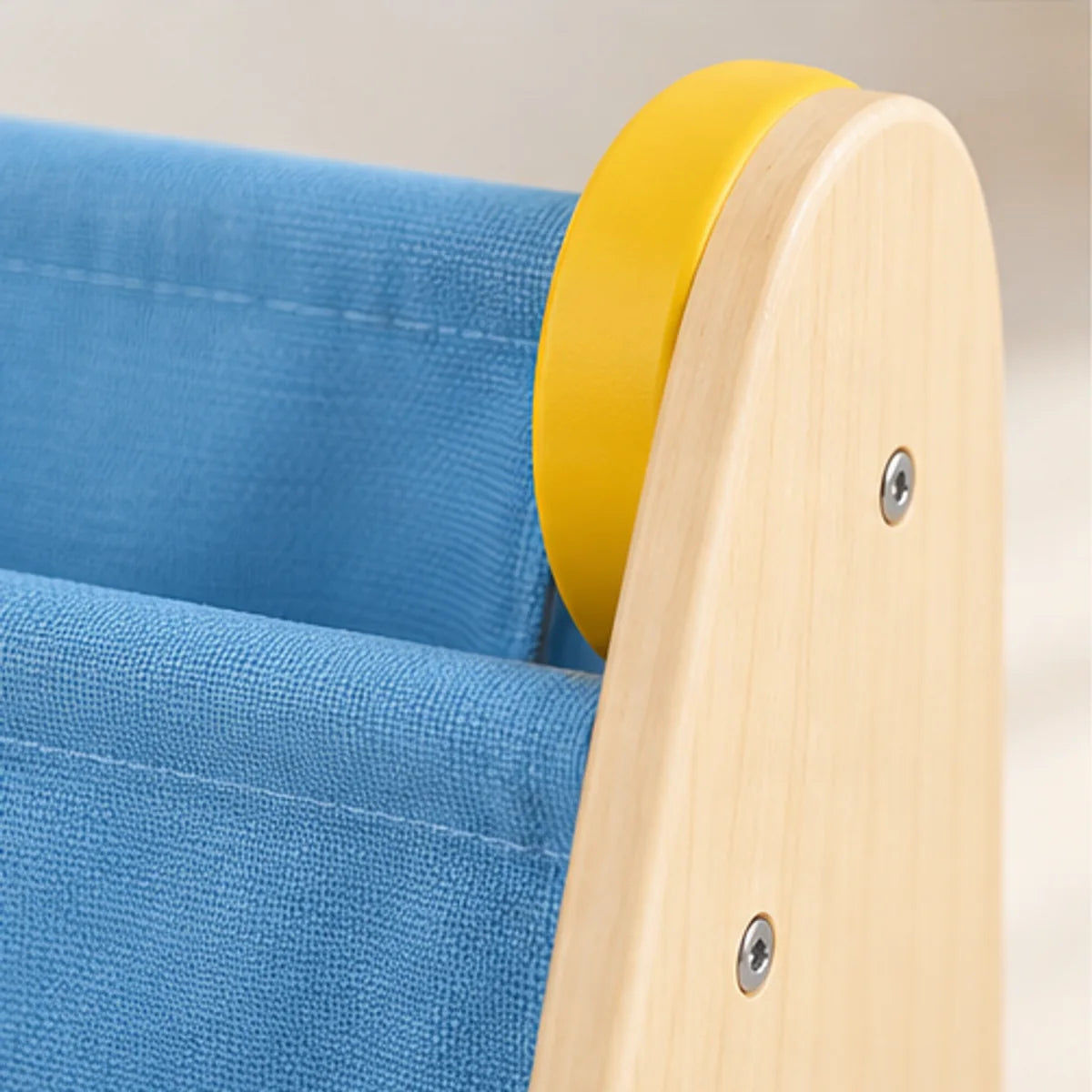 Front-Facing Picture Book Sling — detail